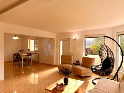 Vila individuala, priveliste spectaculoasa cu garaj Pietrarie Barnova - foto 6