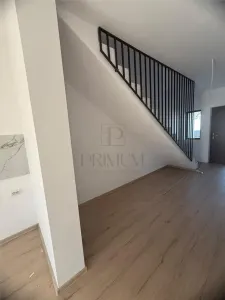 MOSNITA - COMPARTIMENTARE EXCELENTA - FOARTE SPATIOS - DUPLEX - foto 3