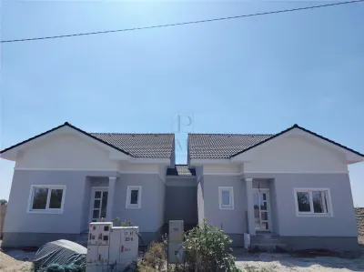 DUPLEX MANSARDABIL - SEPARAT PRIN BAIE - PERSONALIZARE INTERIOARA - foto 2