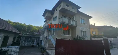 Casa de vanzare Ampoita cu o super priveliste - Ampoita