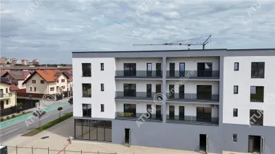 Apartament cu 3 camere la cheie balcon parcare amplasat la etajul 2 in Selimbar zona Pictor Brana - foto 5
