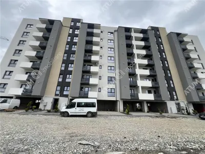De vanzare apartament cu 2 camere la etajul 1 cu parcare subterana zona Doamna Stanca - foto 4
