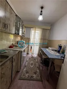 Royal Imobiliare - Vanzare apartament 3 camere zona Paltinis - foto 2