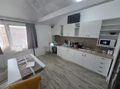 Apartament in casa 3 camere, Zona Ultracentrala Fagaras - foto 3