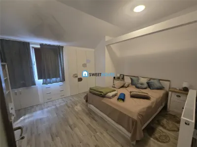 Apartament in casa 3 camere, Zona Ultracentrala Fagaras - foto 4