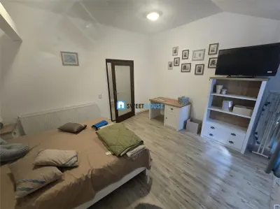 Apartament in casa 3 camere, Zona Ultracentrala Fagaras - foto 5