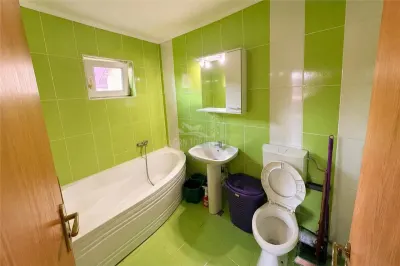 Apartament 3 camere balcon zona Vasile Aaron - foto 5