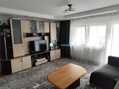Apartament cu 3 camere parter cu 2 balcoane  Zona Radu Negru - Fagaras
