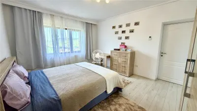 Vilă de Vânzare în Rediu Aldei (Aroneanu) – 350 mp Construiți și 6400 mp Teren - foto 12