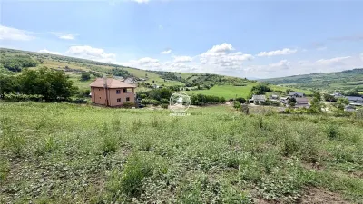 Vilă de Vânzare în Rediu Aldei (Aroneanu) – 350 mp Construiți și 6400 mp Teren - foto 3
