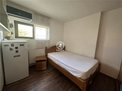 Garsoniera de inchiriat, bulevardul Independentei / Spitalul clinic de urgente Sf. Spiridon - Iasi