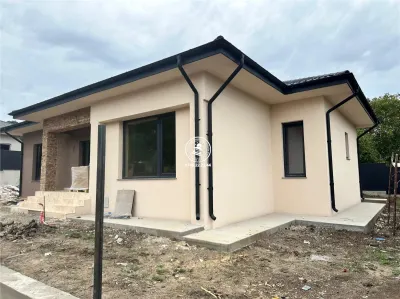Casa/Vila plan parter 4 camere de vanzare - Tomesti - foto 6