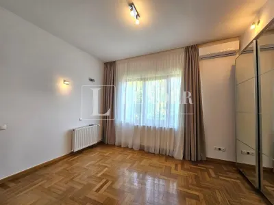 Elegant Detached Villa | 370 sqm | Private Plot | Iancu Nicolae - foto 8