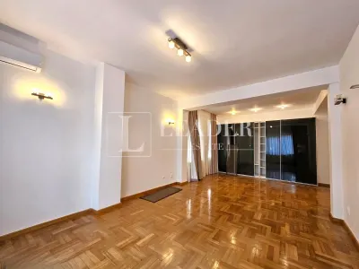 Elegant Detached Villa | 370 sqm | Private Plot | Iancu Nicolae - foto 9