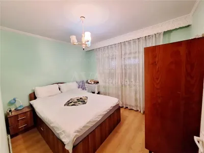 Apartament cu 3 camere, 55 mp utili  | Etaj 1, balcon si beci– Zona Mioritei - foto 3