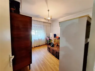 Apartament cu 3 camere, 55 mp utili  | Etaj 1, balcon si beci– Zona Mioritei - foto 5