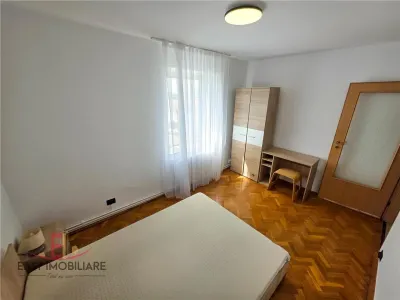 Apartament 3 camere, UMF, Cornisa, Targu Mures - foto 4