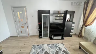 Inchiriere 3 camere decomandat Racadau, etaj intermediar - foto 4