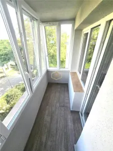 Etaj 3 | Apartament renovat cu 2 camere + garaj | Botizului - foto 5