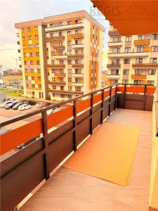 Apartament 3 camere - prima inchiriere - Grandis Coresi - cu loc de parcare - foto 2