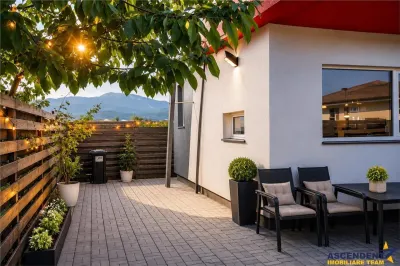 Casa 2019 in Brasov:3 dormitoare+supanta, terasa,2 balcoane,2 parcari - Brasov