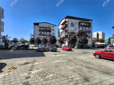 De inchiriat apartament modern la etajul 1 cu 2 camere decomandate, balcon si loc de parcare privat in Sibiu - foto 19