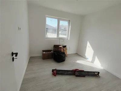 DUPLEX IN ZONA DE TOP - DORMITOARE SPATIOASE - TOATE UTILITATILE - foto 7