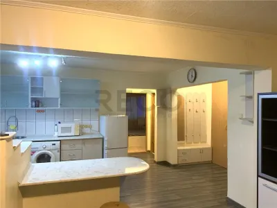 RECO Apartament 3 camere, 2 balcoane decomandat - oradea. - foto 3