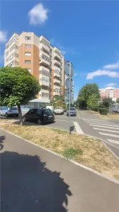 Apartament decomandat cu 2 camere pe Lucian Blaga - Satu Mare