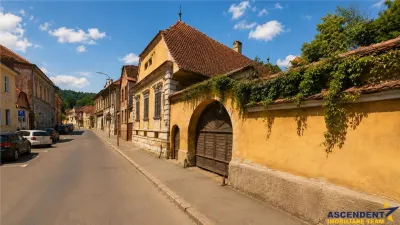 Resedinta istorica,teren privat,pivnita,pod,foisor,detalii originale,potential: rezidential,cultural,boutique. - foto 2