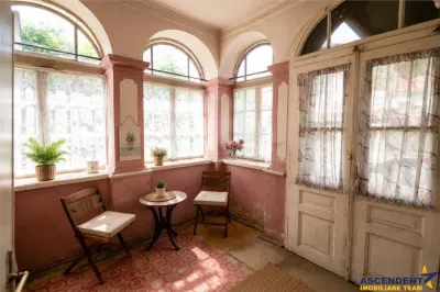 Resedinta istorica,teren privat,pivnita,pod,foisor,detalii originale,potential: rezidential,cultural,boutique. - foto 5