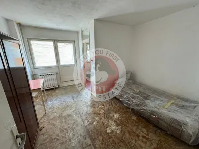 Petre Ispirescu | Garsoniera | 25 mp | semidecomandat | B11273 - Bucuresti
