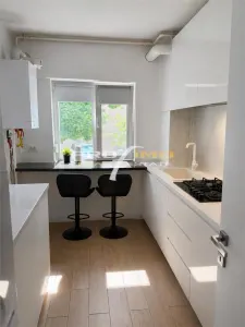 Faleza Nord apartament 3 camere decomandat parter inalt - foto 3