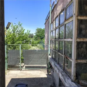 Cladire pretabila camin de batrani,pensiune,cantonament. - foto 4