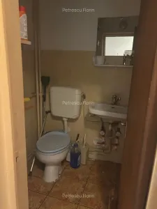 3 Camere Decomandat | 2 Bai | 3 Debarale | Petre Ispirescu | Etaj 1 - foto 6