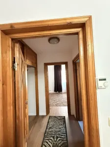 Inchiriez apartament doua camere Podu Ros - foto 3