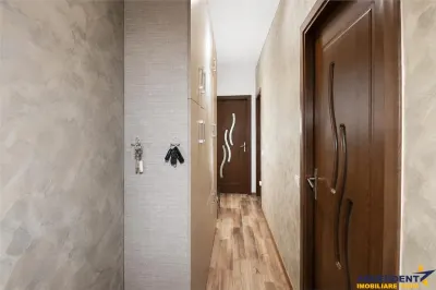 Apartament 2 camere decomandat, cu terasa, gradina si parcare privata: Tractorul, Coresi - foto 13