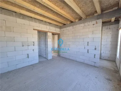 Casa individuala, la rosu zona orizont 118000 euro - foto 9