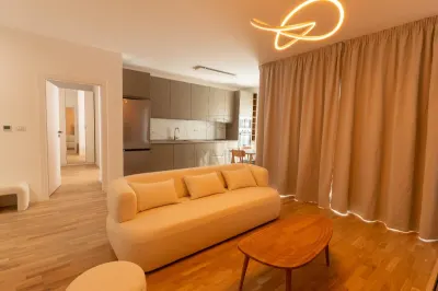 Apartament 2 camere, prima închiriere, 2 parcări subterane – zona centrală - Timisoara