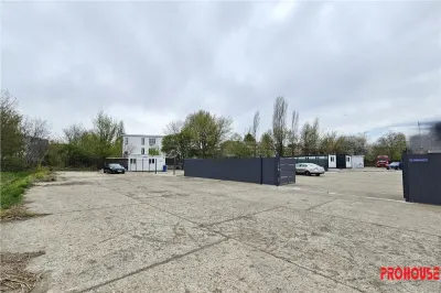 Hala, birouri, platforma betonata, 2411 mp. Langa AEROPORT. - foto 20