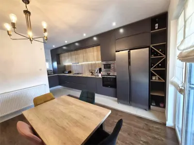 DUMBRAVITA - ZONA IKEA - CASA INSIRUITA - 3 CAMERE - 2 BAI - DRESSING - TEREN 209mp - Dumbravita