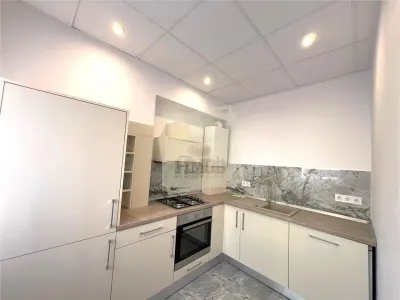 Apartament cu 2 camere la casa parcare boxa Cisnadie - foto 4