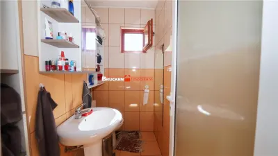 3 camere | 2 bai | 3 balcoane | etaj 4/8 | Rogerius - foto 11
