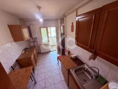 APARTAMENT SPAȚIOS ÎN GĂVANA – BLOCURILE Q | 2 CAMERE | BALCON MARE + BOXĂ - Pitesti