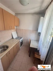 Apartament cu 2 camere de inchiriat in Alba Iulia - foto 4