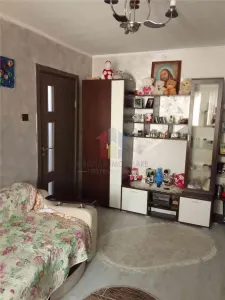 Apartament 2 camere, etaj intermediar,Viziru 3, bloc cu lift - foto 2