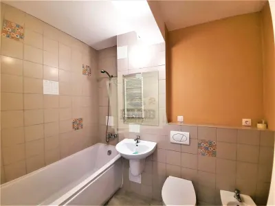 Apartament 2 camere 2 parcari boxa si curte 60 mp in Selimbar - foto 6