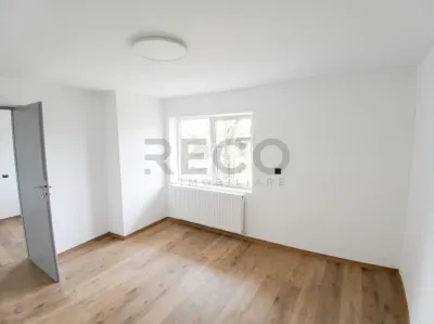 RECO Casa 4 camere, renovata complet, dublu front stradal - foto 9