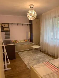 Apartament 3 camere de inchiriat – Complex Studențesc , 74 mp si  terasâ - foto 7