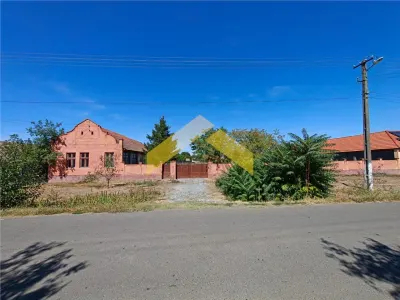 Casa de vanzare la sol in localitatea Felnac - foto 15